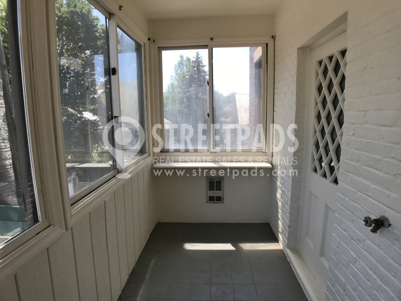 4.5 bed, 2 bath apartment for rent at 109 Saint Paul St Unit 2, Coolidge Corner — photo 45 of 57