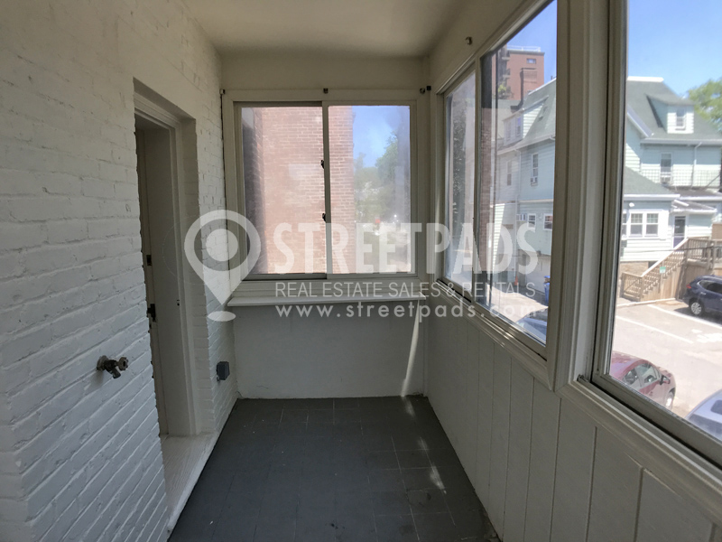 4.5 bed, 2 bath apartment for rent at 109 Saint Paul St Unit 2, Coolidge Corner — photo 46 of 57