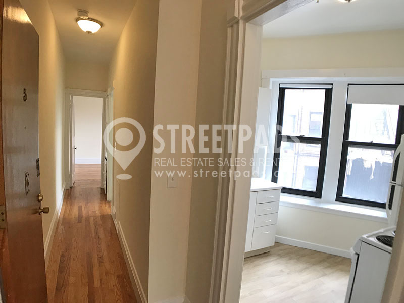 504 Beacon St, Fenway