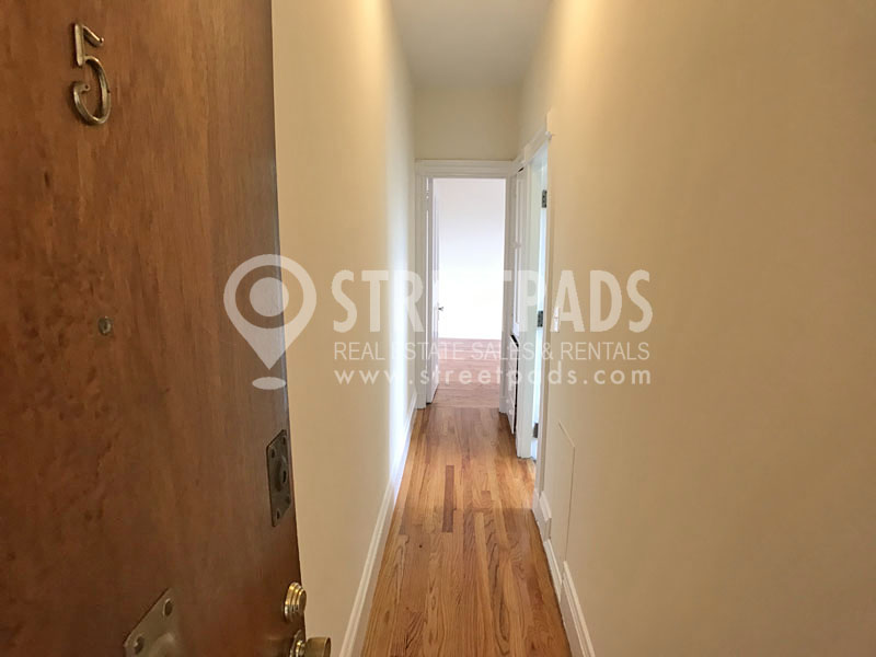 504 Beacon St, Fenway