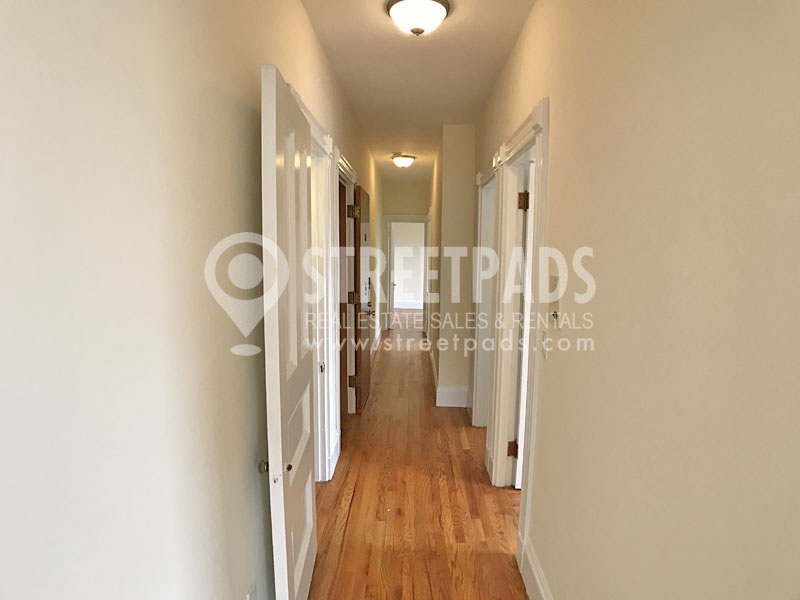 504 Beacon St, Fenway