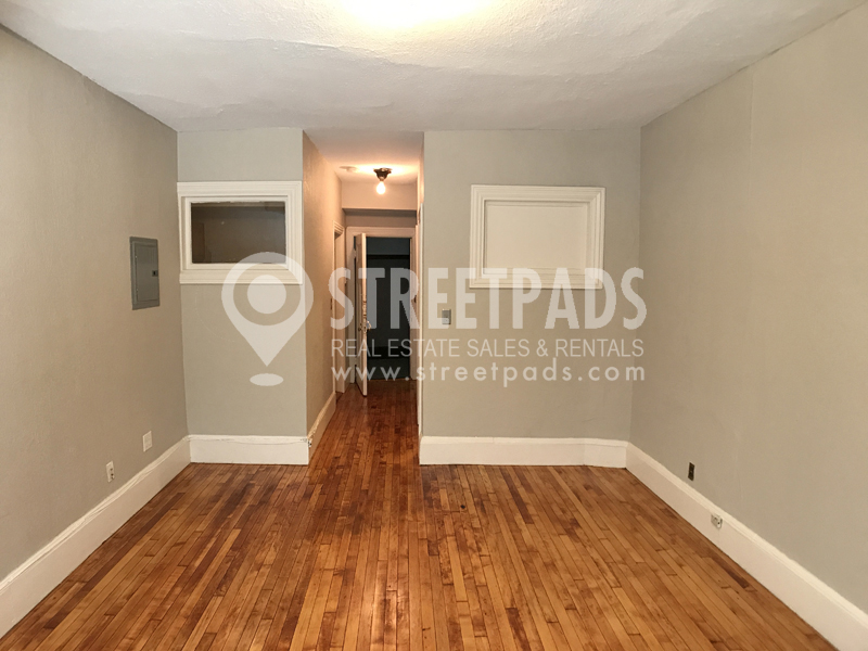 9 Sewall Ave, Coolidge Corner