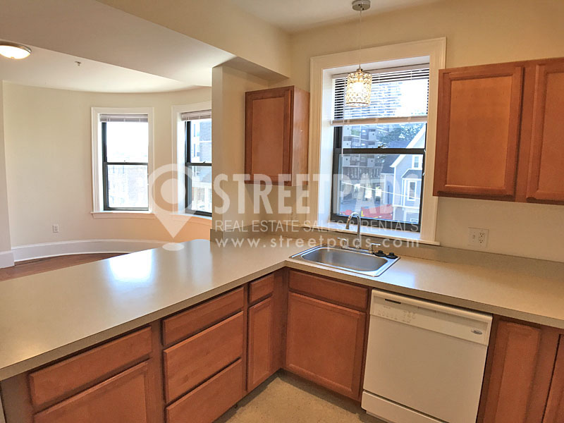 881 Massachusetts Ave, Central Square