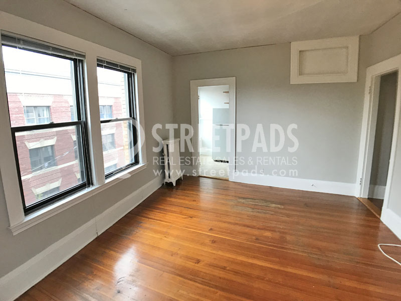 9 Sewall Ave, Coolidge Corner