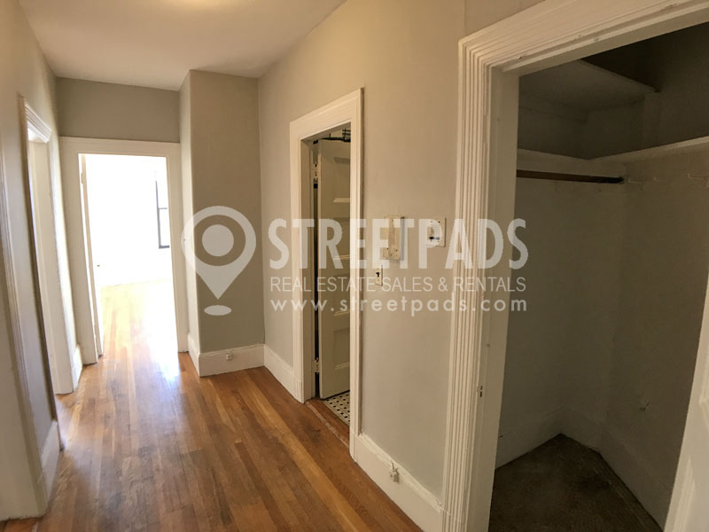 9 Sewall Ave, Coolidge Corner