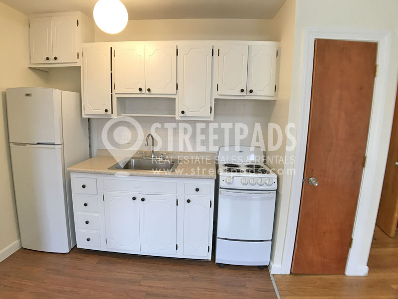 176 North Beacon St, Brighton