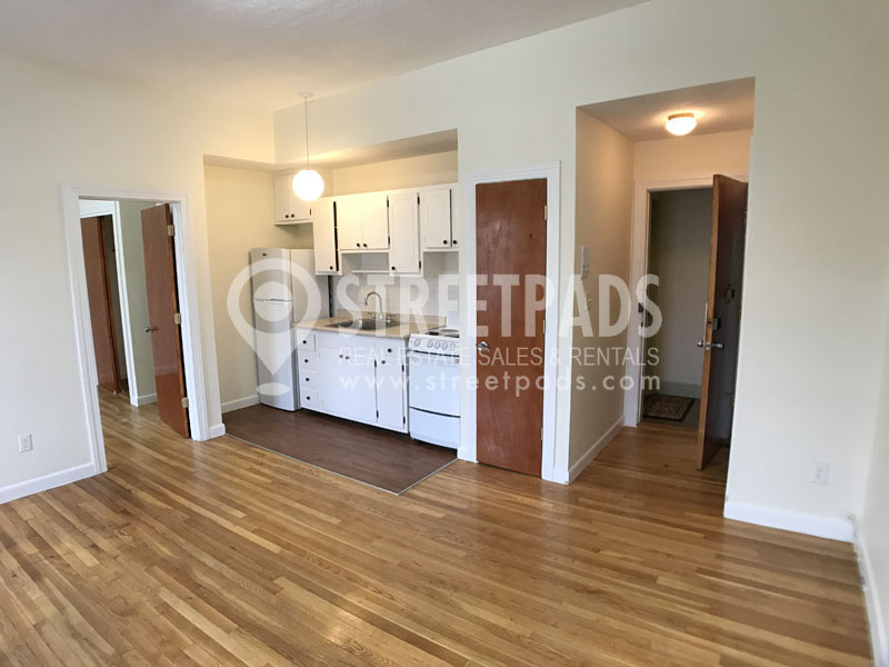 176 North Beacon St, Brighton