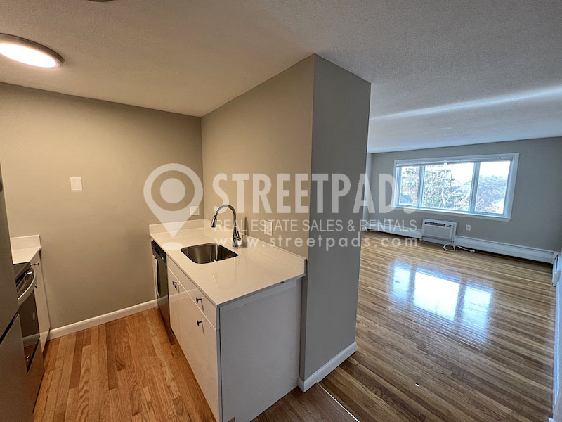 Photos of apartment on Evergreen St.,Boston MA 02130