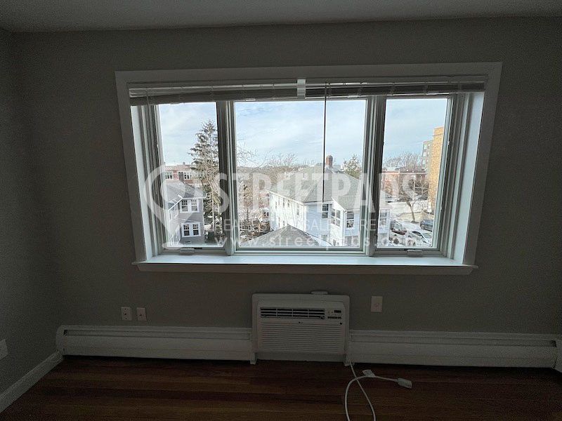 Photos of apartment on Evergreen St.,Boston MA 02130