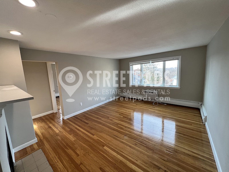 Photos of apartment on Evergreen St.,Boston MA 02130