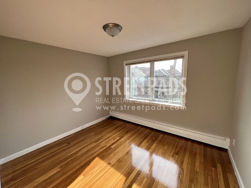 Photos of apartment on Evergreen St.,Boston MA 02130