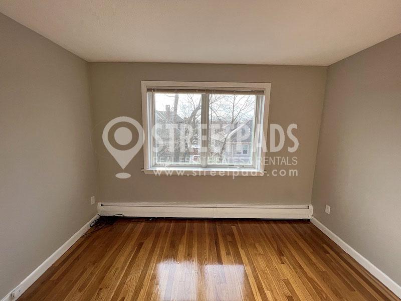 Photos of apartment on Evergreen St.,Boston MA 02130