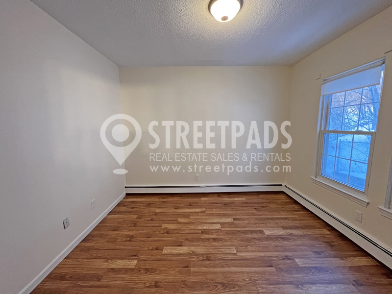 66 South St, Jamaica Plain