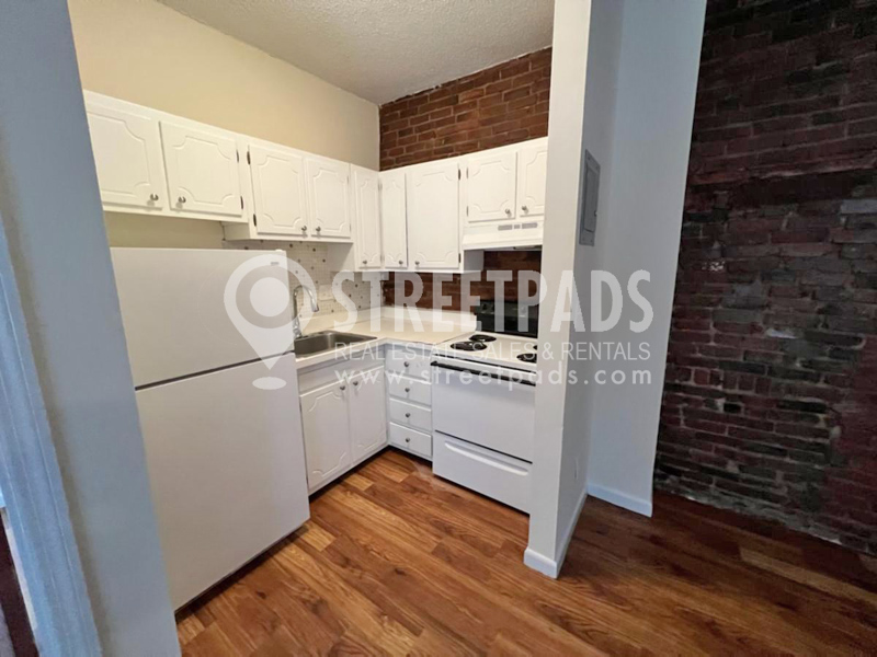 Photos of apartment on Burnett St.,Boston MA 02130