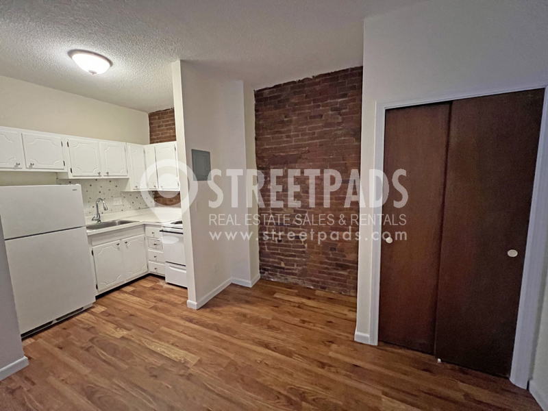 66 South St, Jamaica Plain