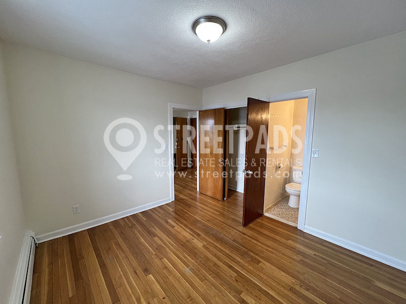 168 North Beacon St, Brighton