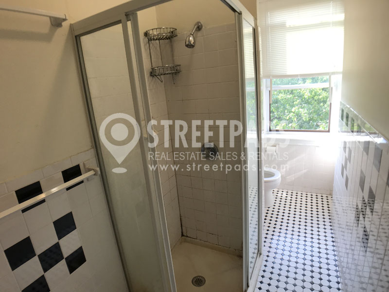 Photos of apartment on Riverway,Boston MA 02115