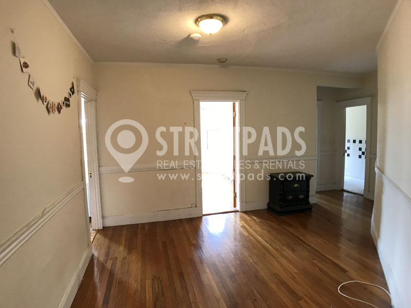 Photos of apartment on Riverway,Boston MA 02115