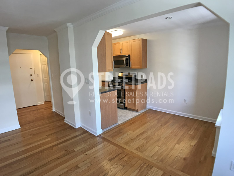 60 Brattle St, Harvard Square