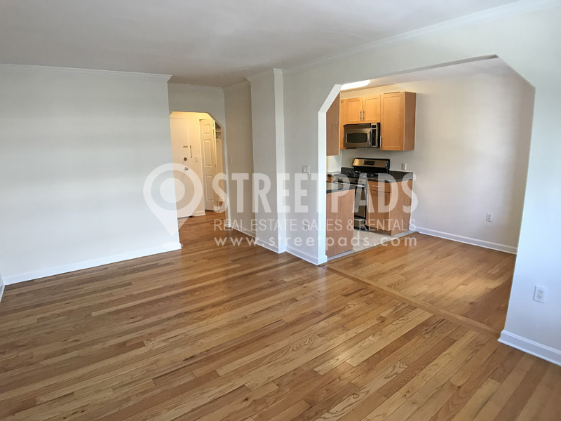 60 Brattle St, Harvard Square