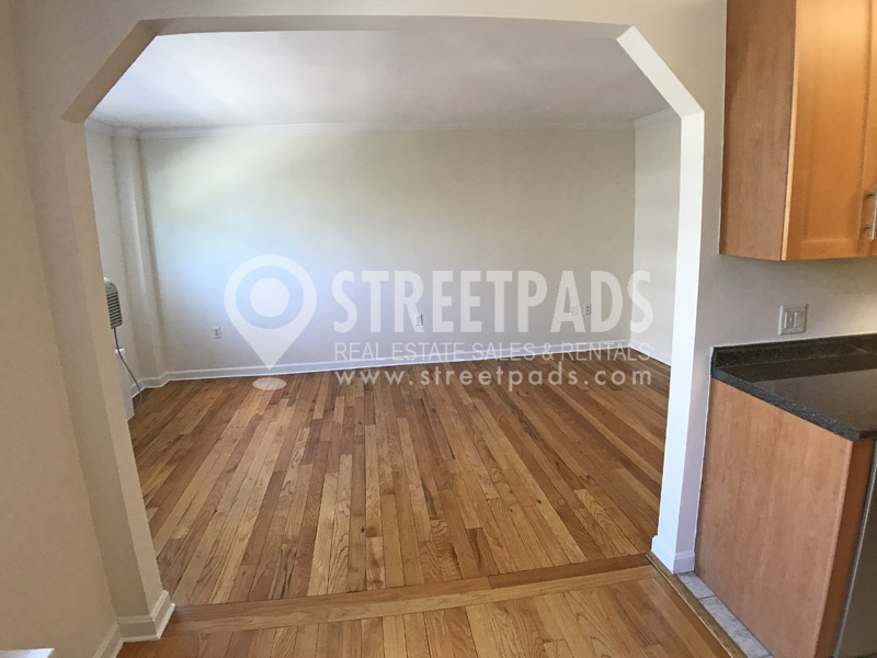 60 Brattle St, Harvard Square