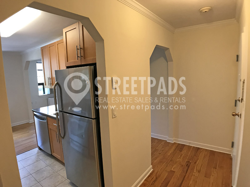 60 Brattle St, Harvard Square