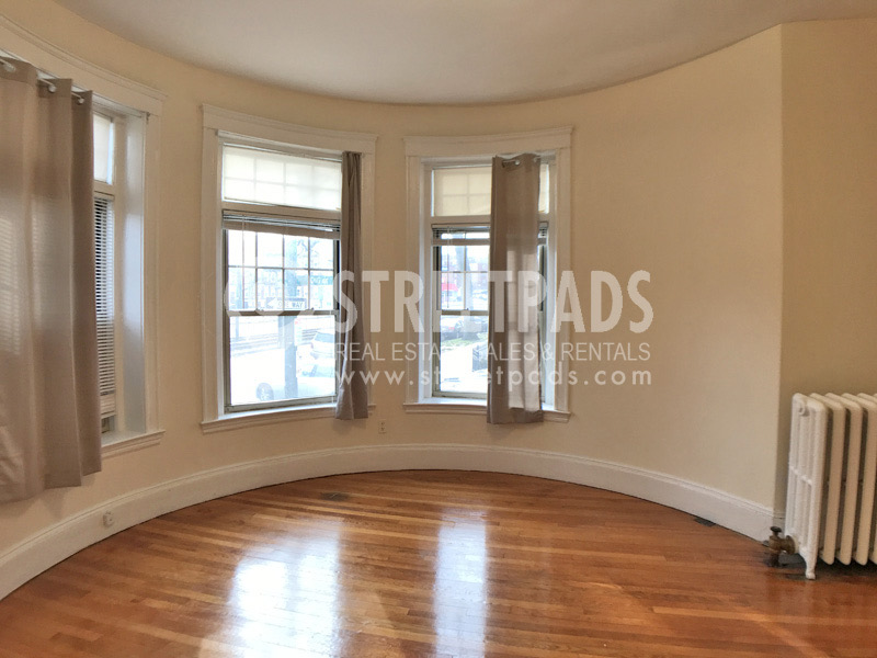 1315 Commonwealth Ave, Allston