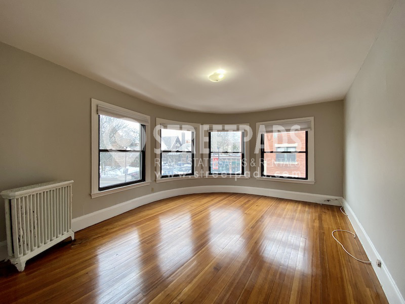 9 Sewall Ave, Coolidge Corner