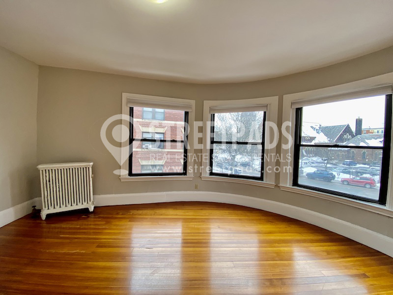 9 Sewall Ave, Coolidge Corner