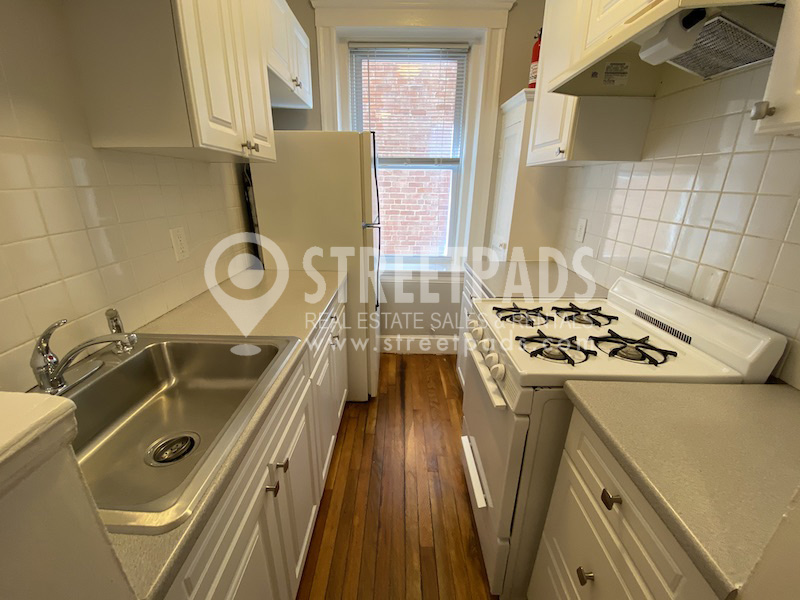 11 Gray St, Harvard Square