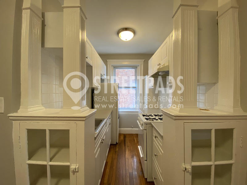 11 Gray St, Harvard Square