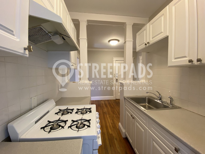 11 Gray St, Harvard Square