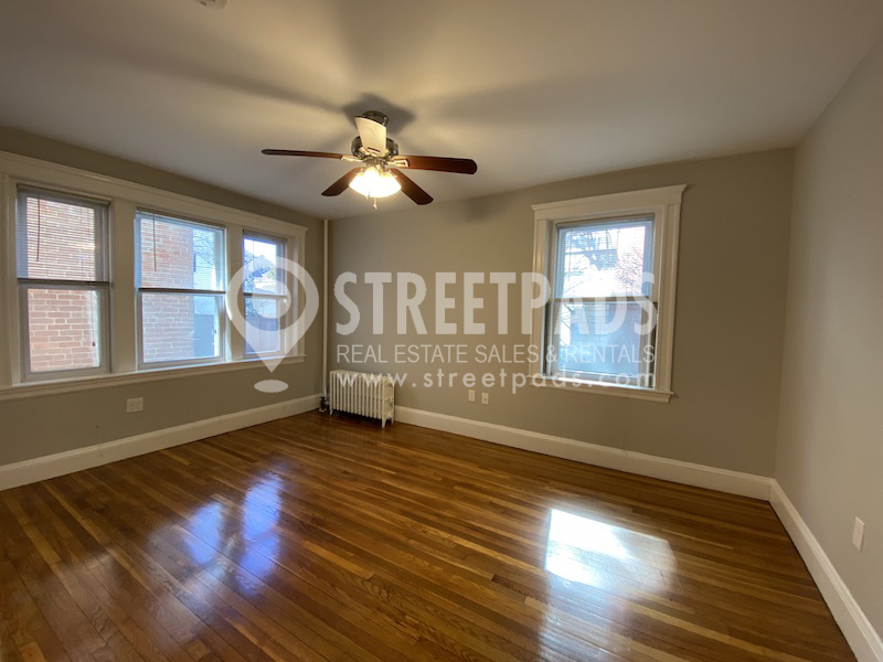 11 Gray St, Harvard Square