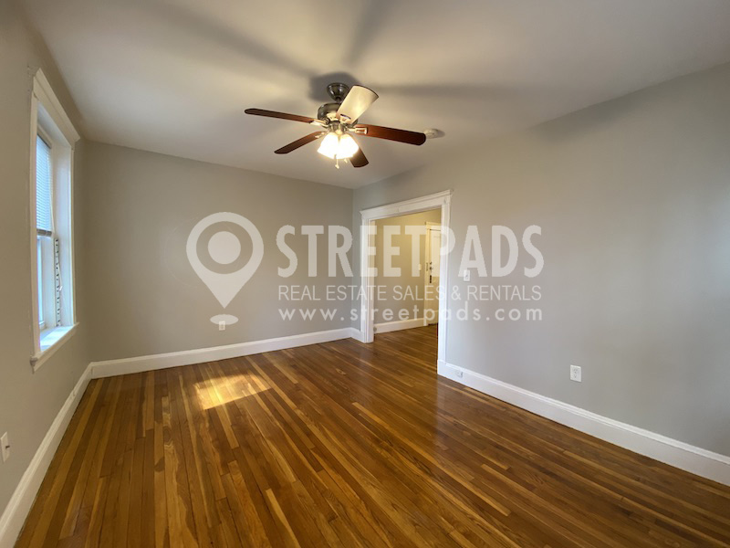 11 Gray St, Harvard Square