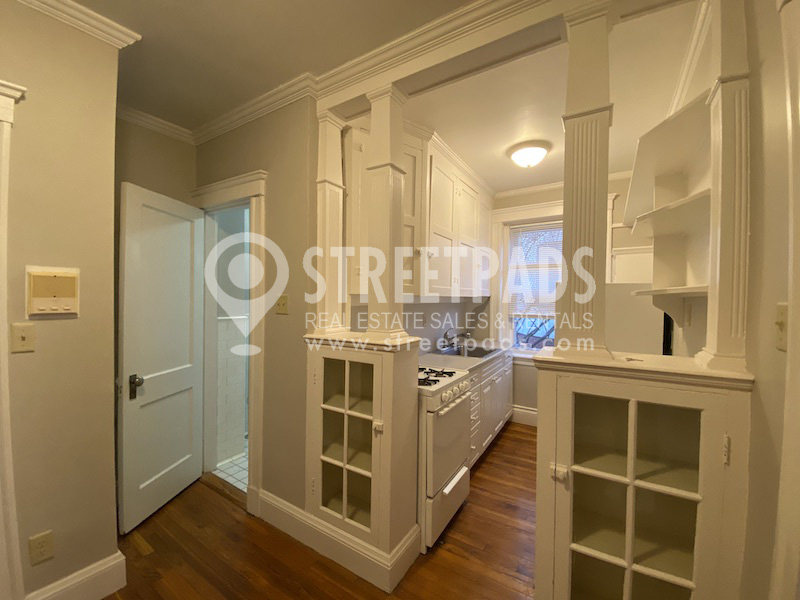 11 Gray St, Harvard Square