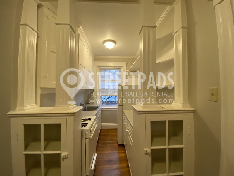 11 Gray St, Harvard Square