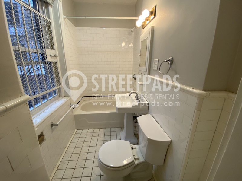 11 Gray St, Harvard Square