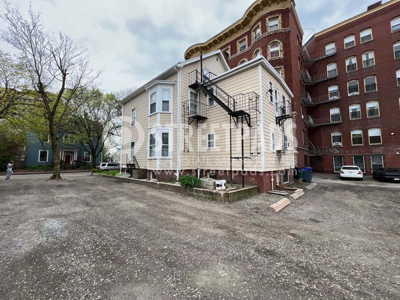 381 Harvard St, Harvard Square