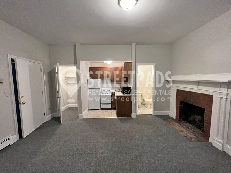 12 Stearns Rd, Coolidge Corner