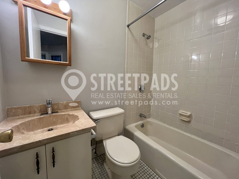 12 Stearns Rd, Coolidge Corner