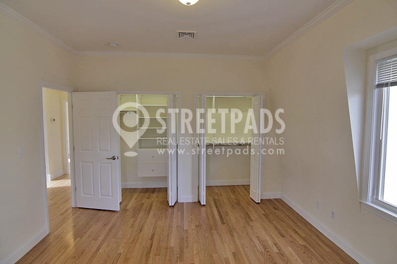 15 Langdon St, Harvard Square