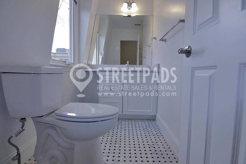 15 Langdon St, Harvard Square