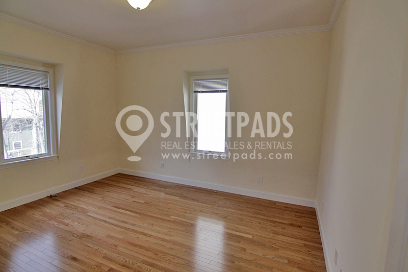 15 Langdon St, Harvard Square