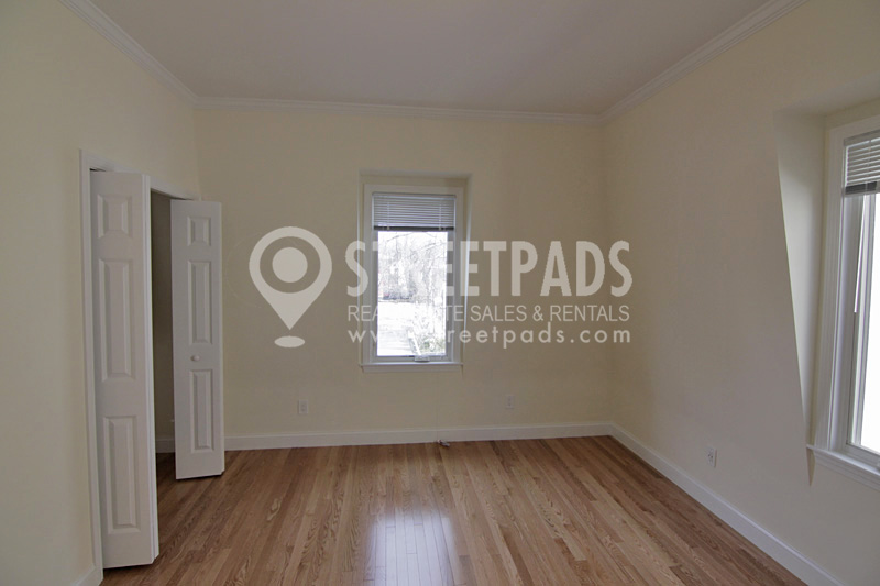 15 Langdon St, Harvard Square