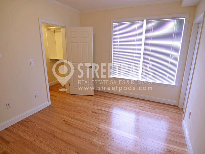 15 Langdon St, Harvard Square