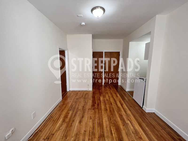 64 Brighton Ave, Allston