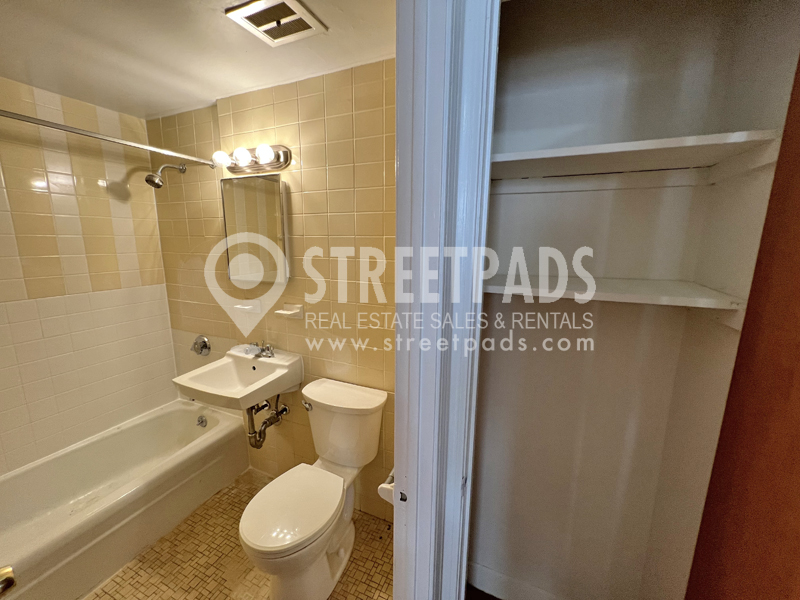 64 Brighton Ave, Allston