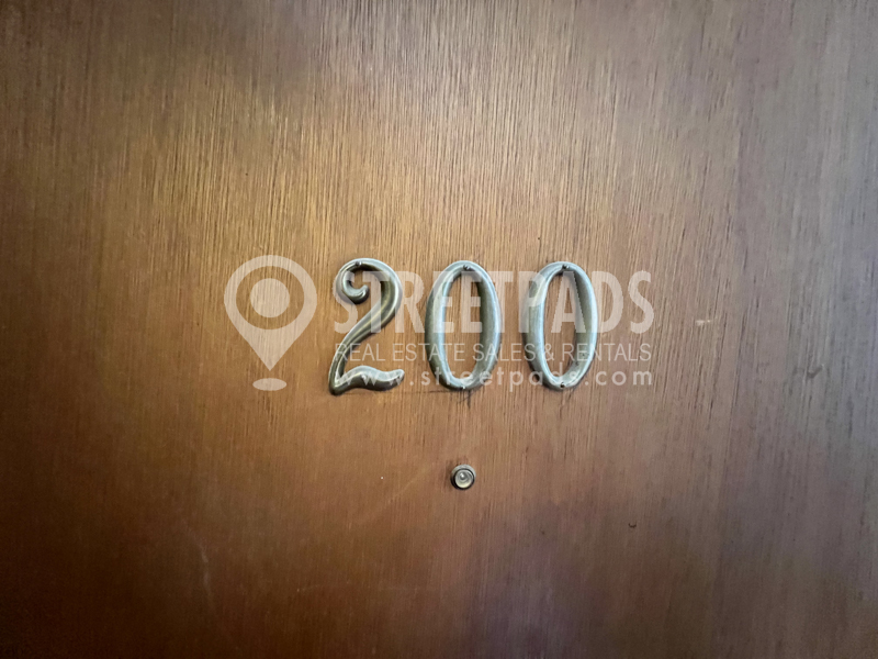 64 Brighton Ave, Allston