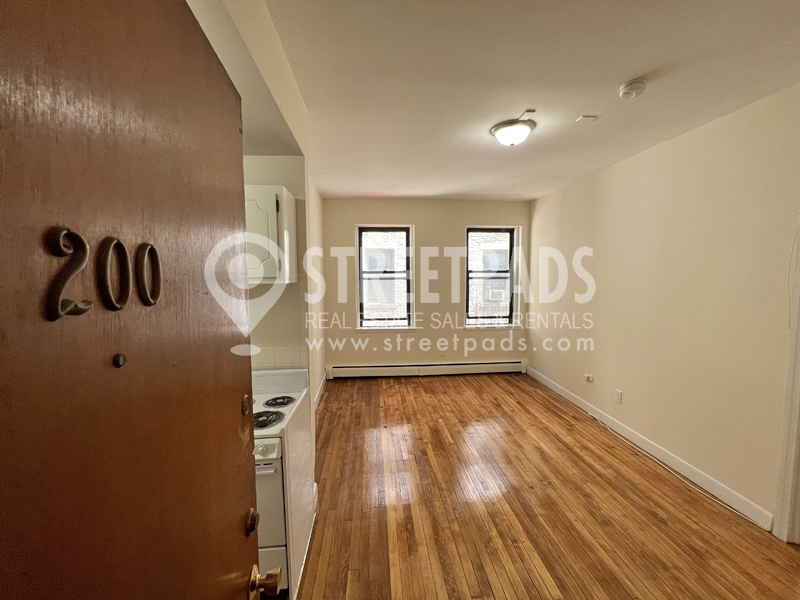 64 Brighton Ave, Allston