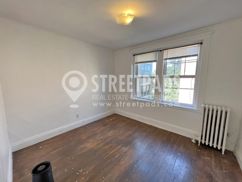 9 James St, Coolidge Corner